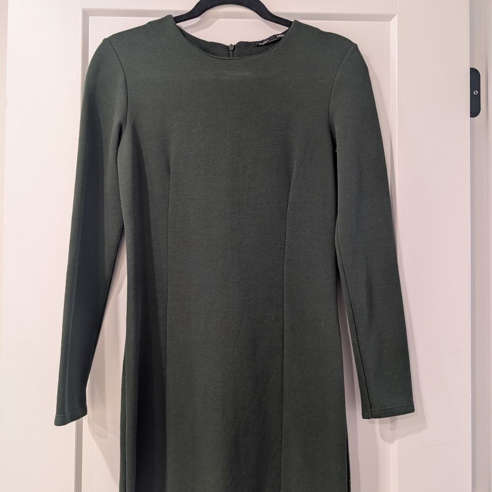 Zara Forest Green Long-Sleeve Shift Dress
